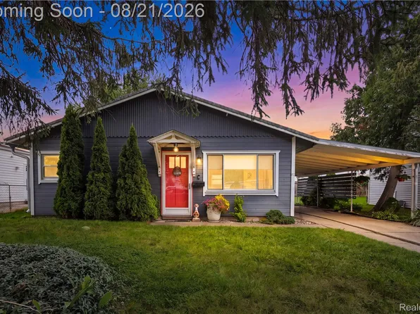 62 Madison Ave, Clawson, MI 48017