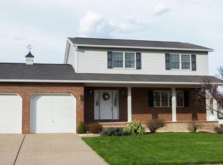 40 Paul Revere Dr, Hanover Township, PA 18706