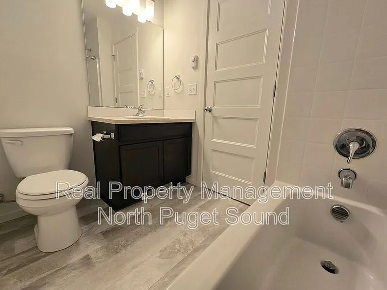 4306 68th Dr NE — Photo 13