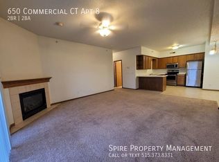 650 Commercial Ct APT 8, Fairfax, IA 52228