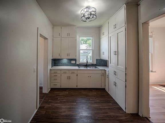 5th image of 546 S 4th St