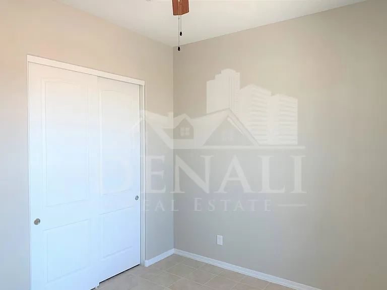 14351 W Georgia Dr — Photo 11