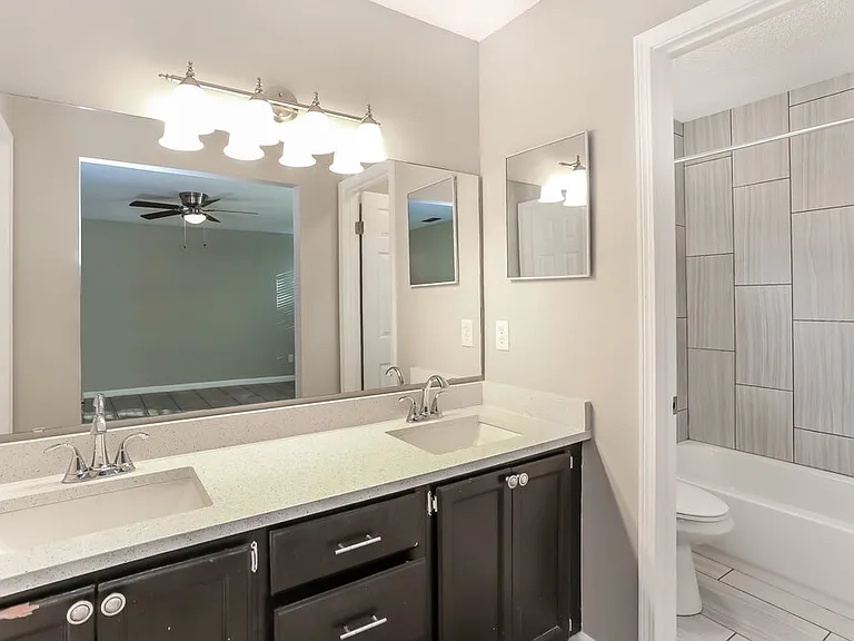 1548 Oak Ridge Dr W — Photo 12