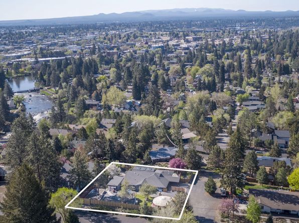 2244 2nd St, Bend, OR 97703