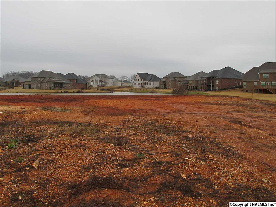 2nd image of 102 Stonepond Ct NW