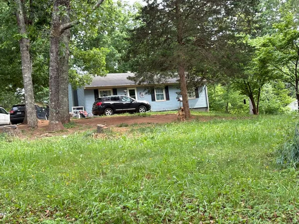 215 Oliver Rd, Altavista, VA 24517