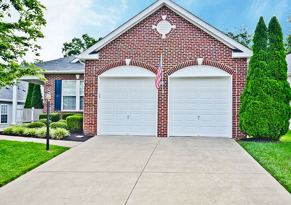 1st image of 17227 Four Seasons Dr