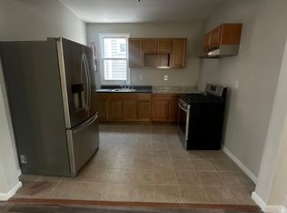 186 N 17th St Floor 2, East Orange, NJ 07017