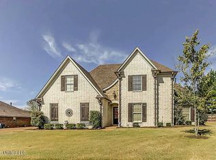 2984 S Cherry Dr, Southaven, MS 38672