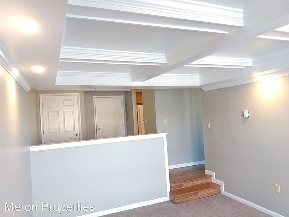 3rd image of 280 Cornelia St #215