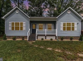 237 Nicholson Dr, Colonial Beach, VA 22443