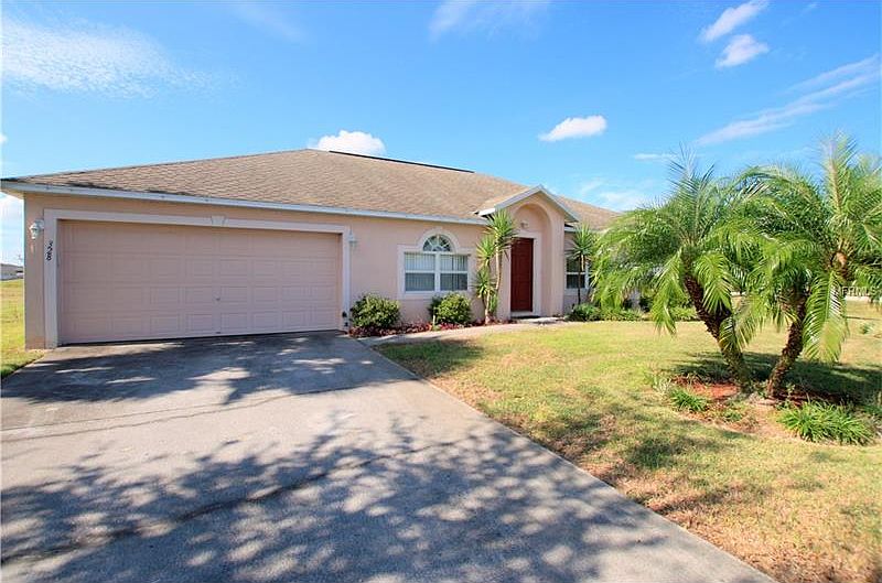 1st image of 328 Lake Hills Ln