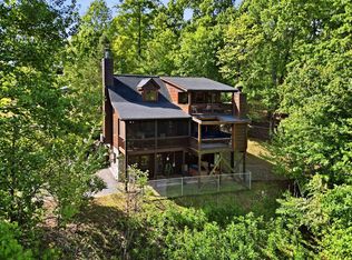303 Pine Forest Loop, Blue Ridge, GA 30513