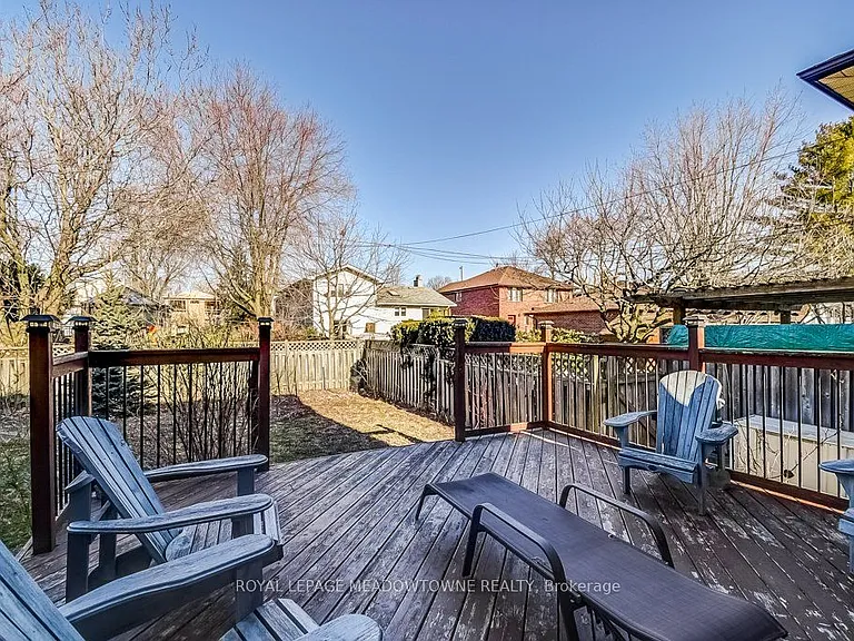 591 Lakeside Ave — Photo 29