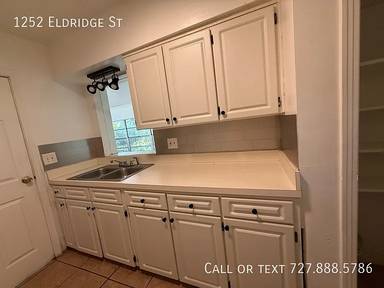 1252 Eldridge St — Photo 10