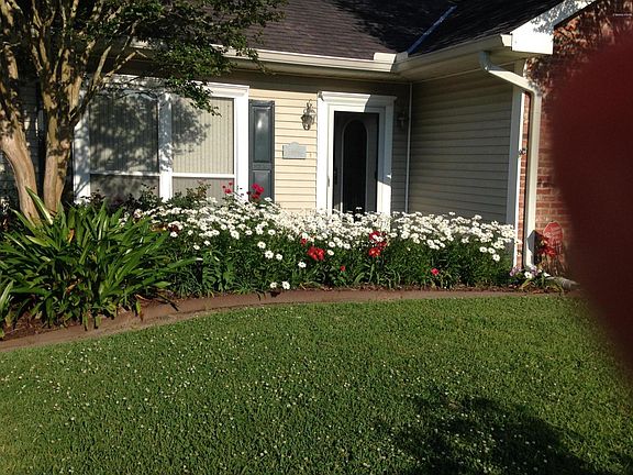 3rd image of 416 Lancaster Dr