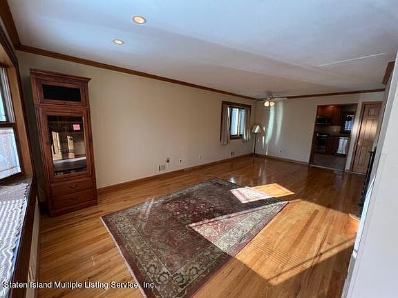 5th image of 57 Abingdon Ave
