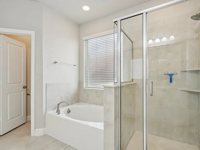 16400 Olmstead Park Blvd — Photo 31