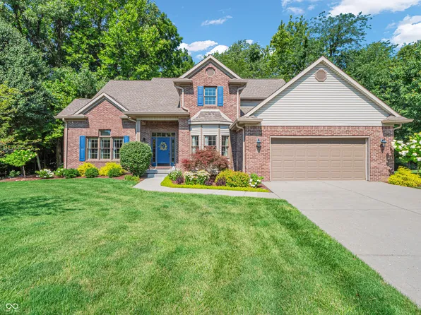 607 Ridgeway Ct, Crawfordsville, IN 47933