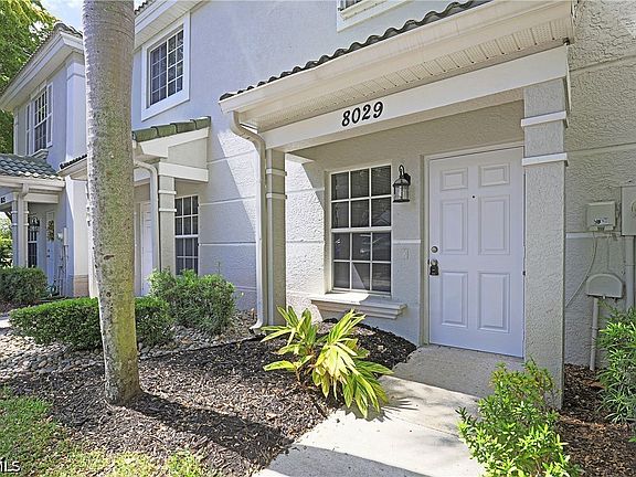3rd image of 8029 Casa Palermo Cir