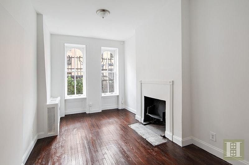 1st image of 354 W 12th St APT 1A