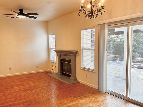 4th image of 5406 Havenhurst Cir