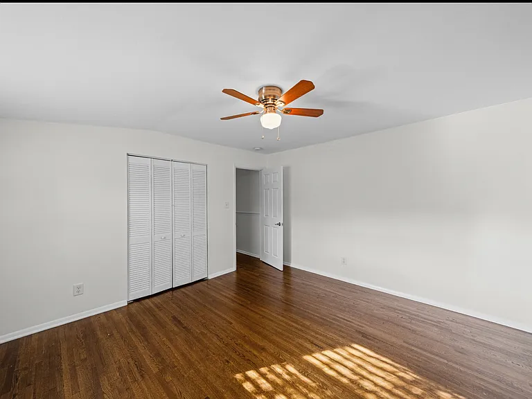 4220 Firwood Ln — Photo 18