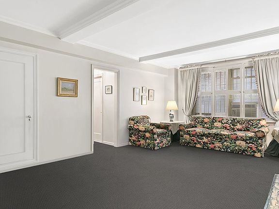 3rd image of 215 E 73rd St APT 1E