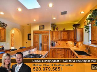 11275 N Flying Bird Dr, Tucson, AZ 85737