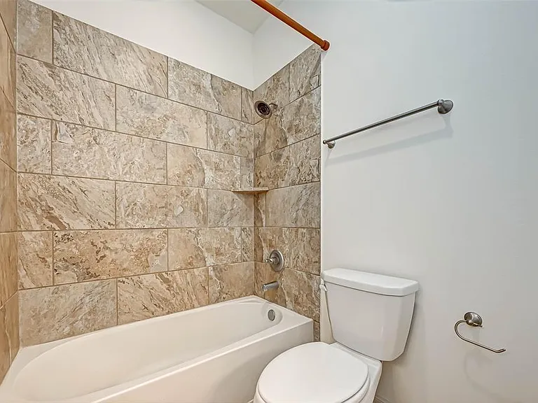 28214 Evergreen Cove Ln — Photo 27