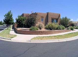 78 E Saddleback Mesa, Santa Fe, NM 87508