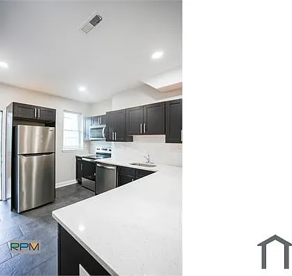 3 bed, $2,100 — Photo 2