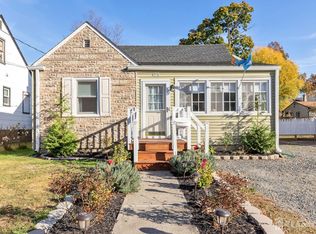 123 Cedar St, South Bound Brook, NJ 08880