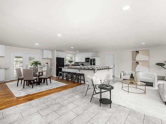 2nd image of 7447 Sir Lords Ln