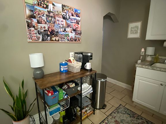 4th image of 28 Marion St APT 3