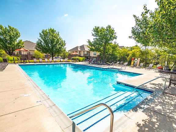 4th image of 14637 Handel Dr #2414
