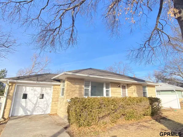 815 S 44th St, Lincoln, NE 68510