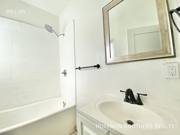 5th image of 563 N Heliotrope Dr #205A