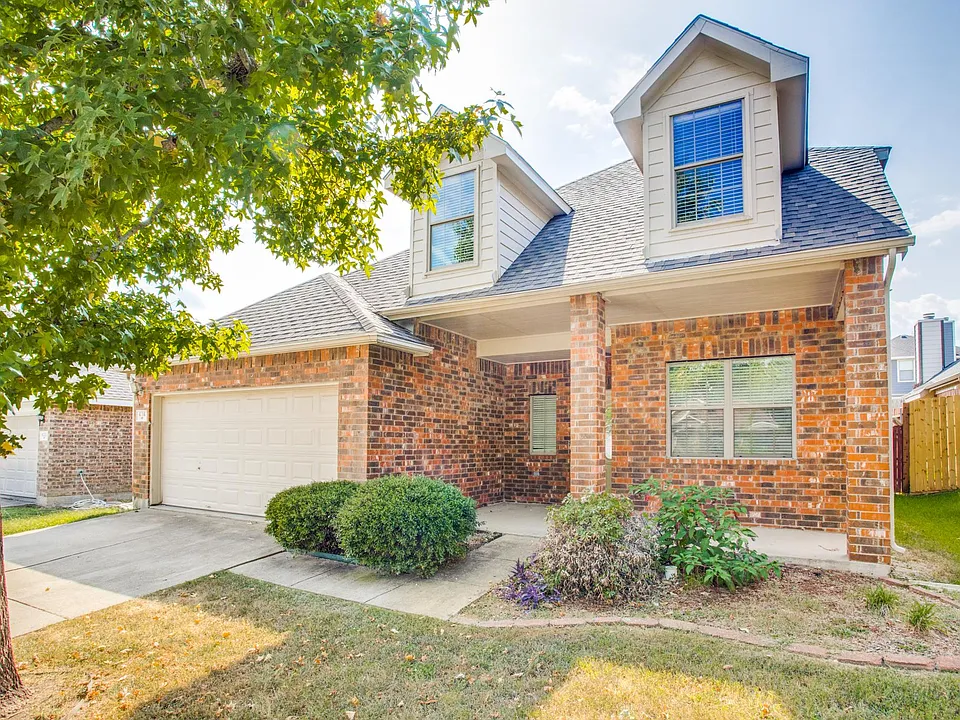616 Crystal Falls Dr