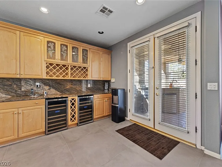 2066 Jupiter Hills Ln — Photo 14