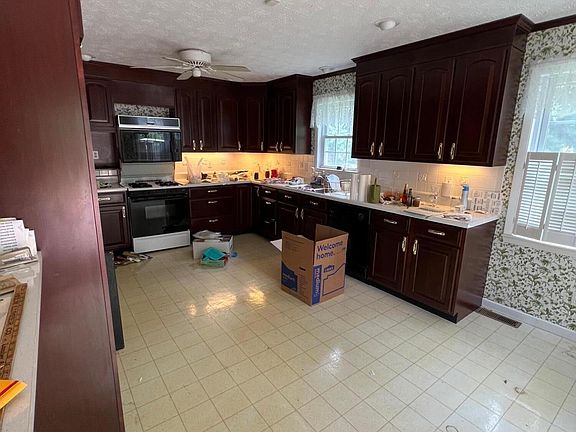 5th image of 474 Sequoyah Dr
