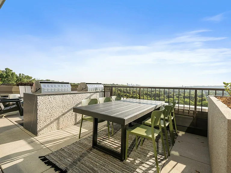 Deck 3
