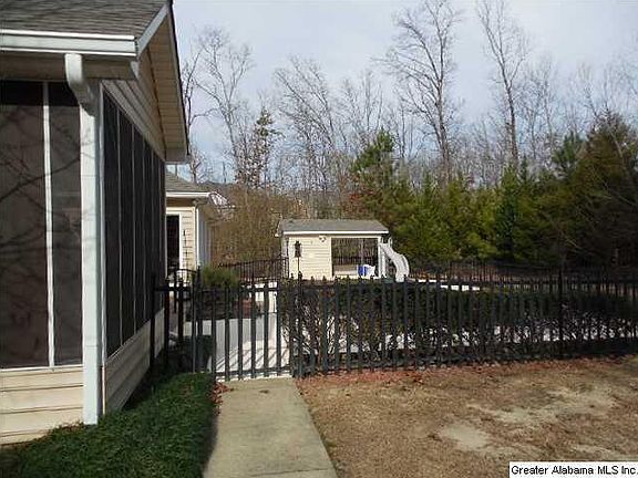 3rd image of 1505 7th Ave NE