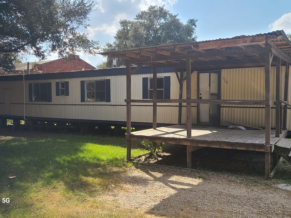1st image of 228 Herbert Rd