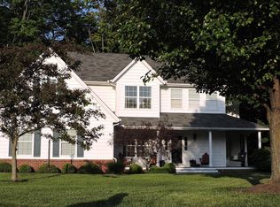 2371 Cross Creek Ct, Lewis Center, OH 43035