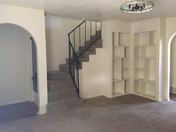 3rd image of 605 Fuller St #605