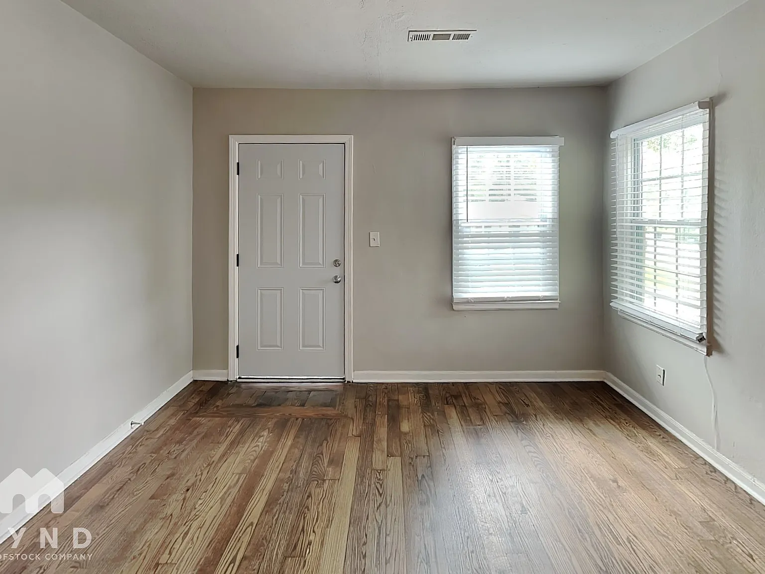 2 bed, 1.0 bath, 831 sqft, $1,450 — Photo 4