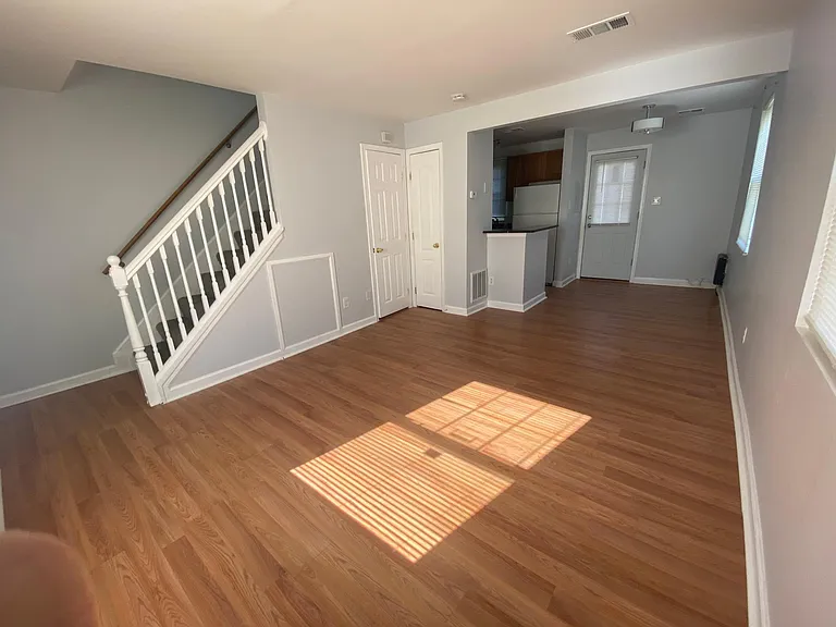 6968 Hawthorne St — Photo 18