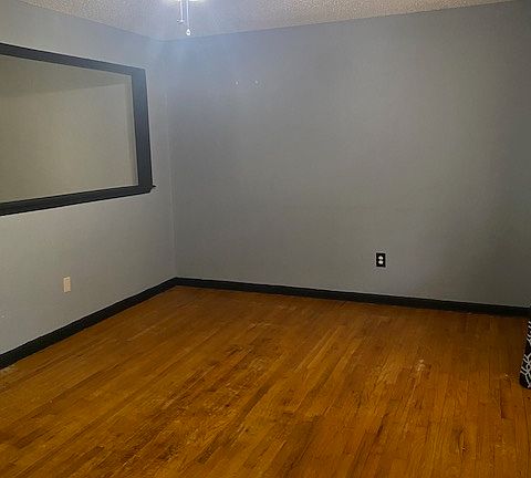 2nd image of 5338 NW Glenn Ave