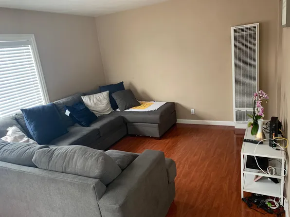 2372 Patricia Dr, Santa Clara, CA 95050
